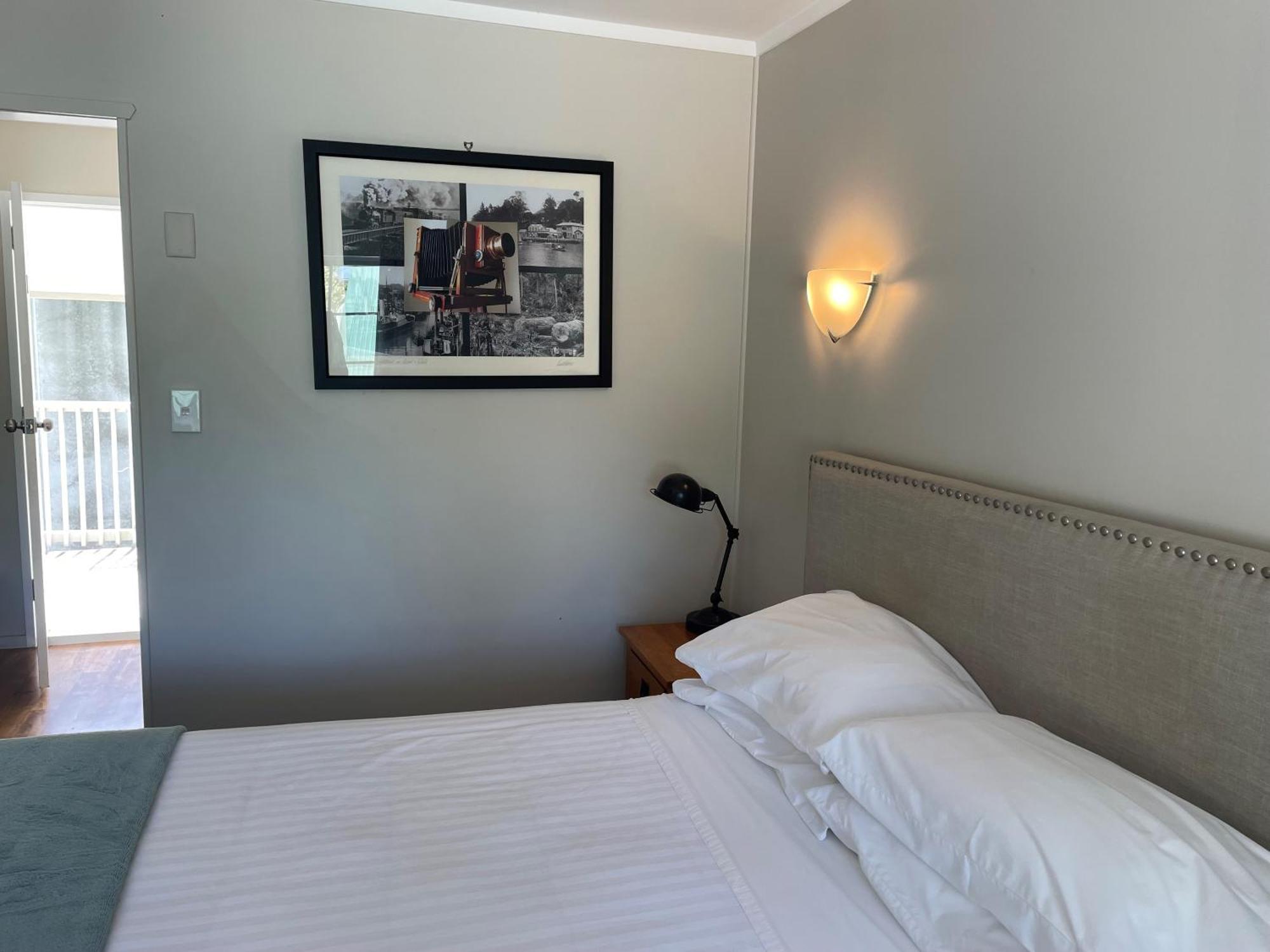 Bridgehouse Lodge Уоркворт Экстерьер фото
